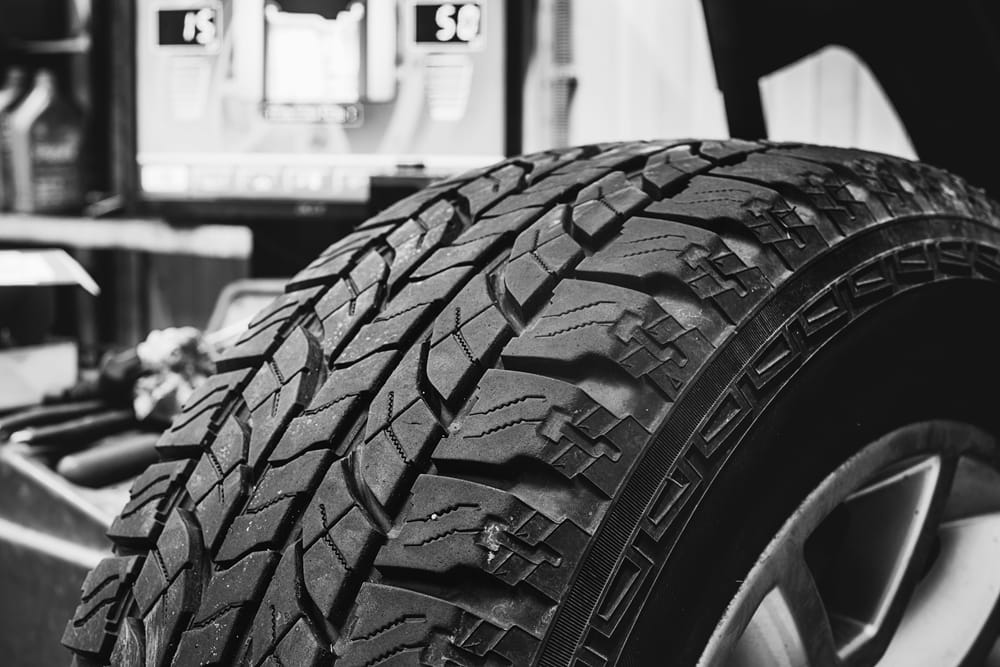 indoor sitting photo close large keyboard table computer engine brick bird