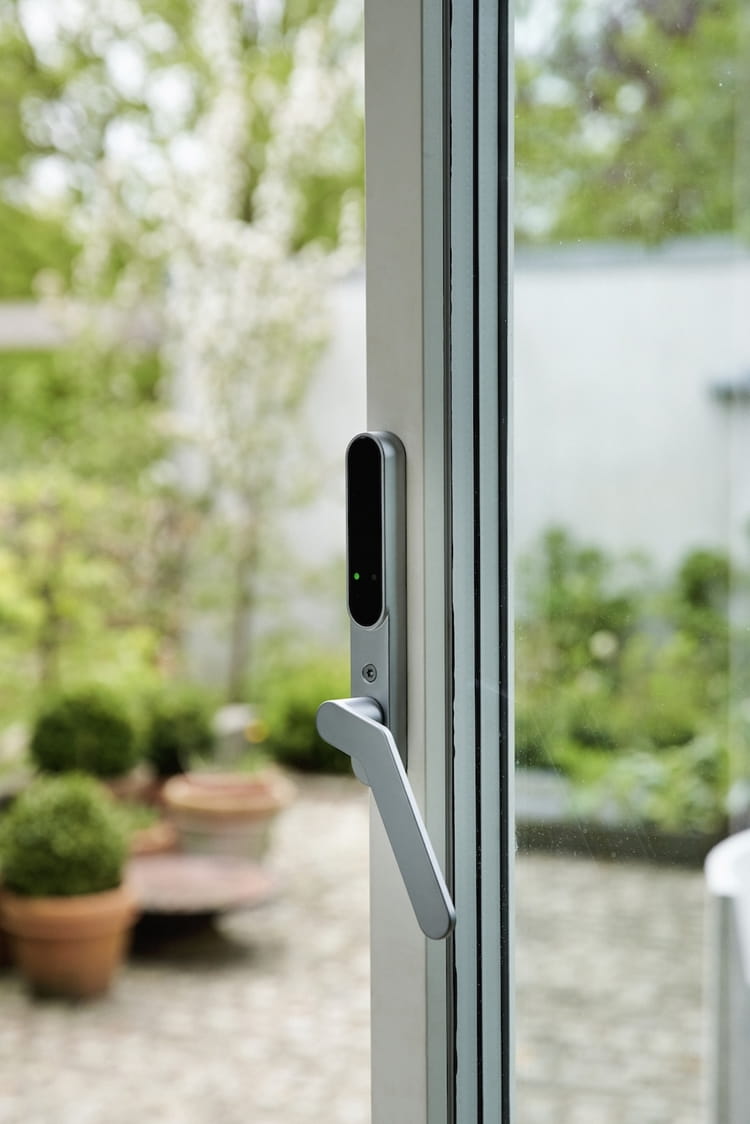 NS_Secuton_1.jpg building sitting window parking meter fence glass door table street kitchen standing