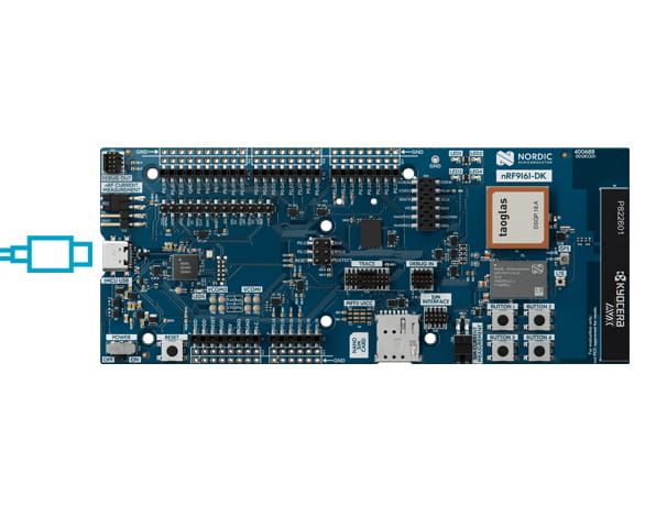 getting_started_nRF9161 DK_1.jpg a circuit board